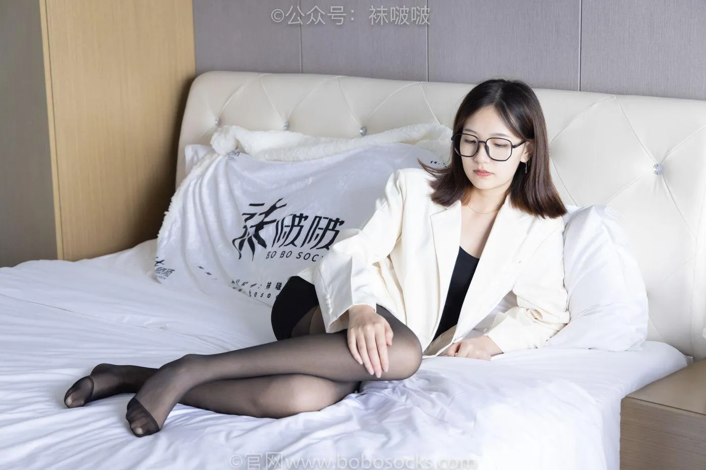 [BoBoSocks袜啵啵]NO.032 小甜豆-平底鞋、黑丝 [144P]插图8